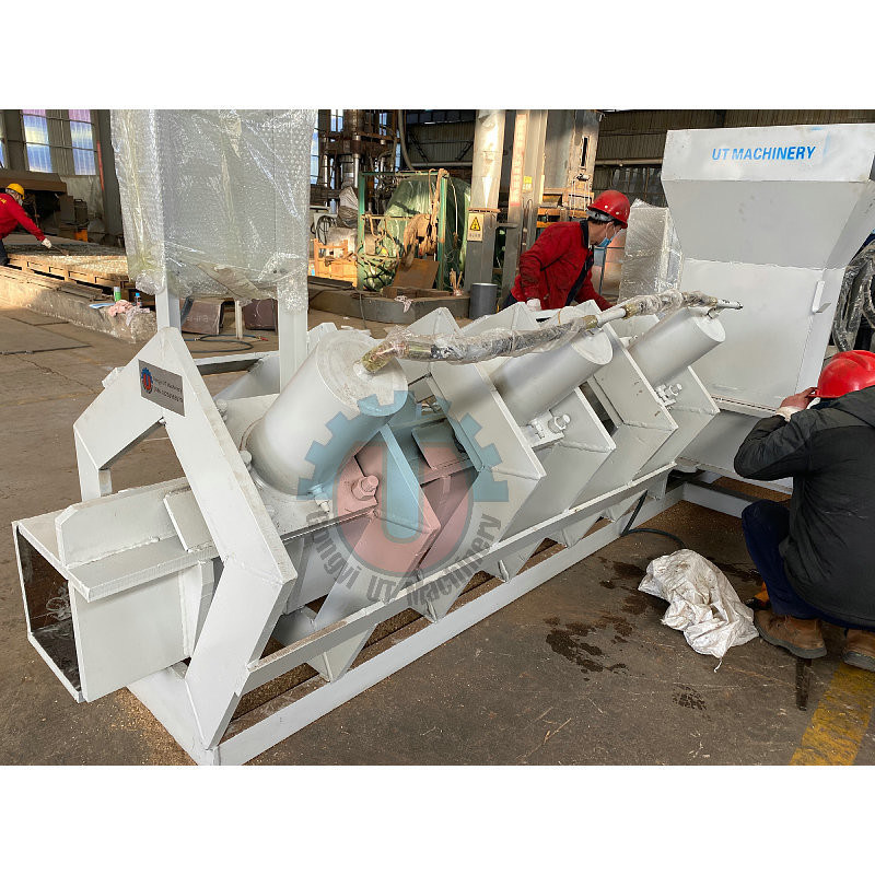 Machine à faire des blocs de tourbe de coco de 5 kg entièrement automatique avec des fibres et des copeaux