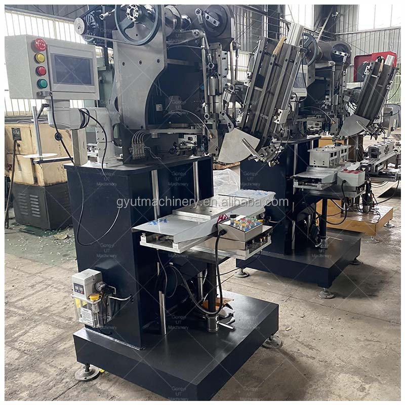 Voltage automatique 220v/380v Machine de fabrication de balai multi-fonctionnelle à 5 axes de haute capacité