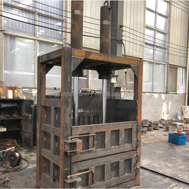 Machine à emballer en carton pour les déchets de papier