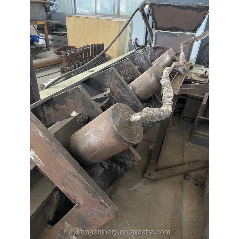 Fabricant de blocs de coco pour la machine de fabrication de blocs de cocopeat 2023