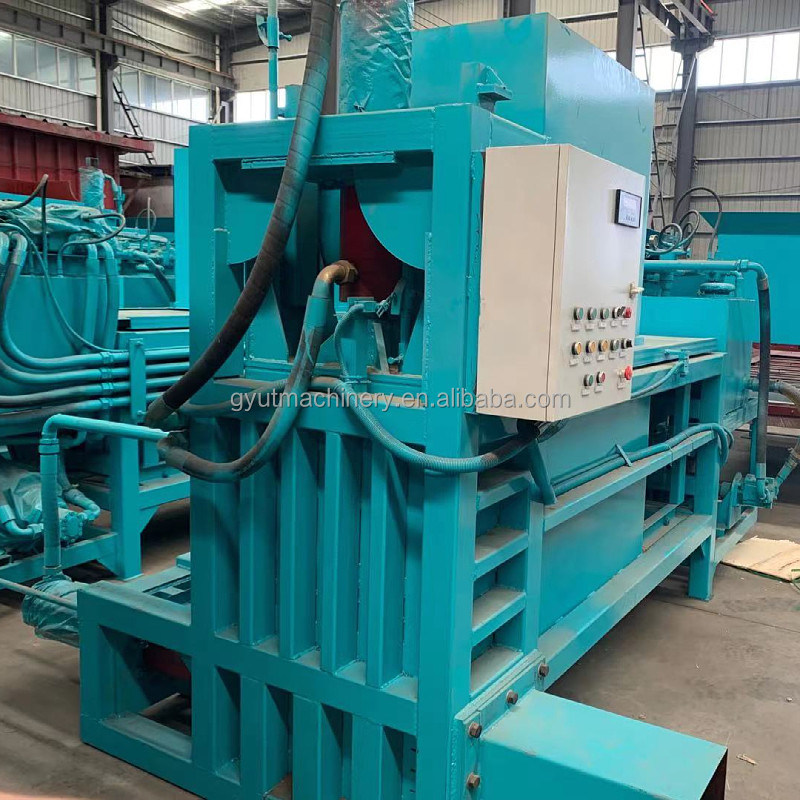 7.5kw Machines à compression à trois voies pour les déchets de carton et de sacs en plastique