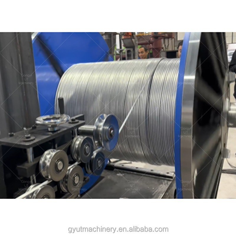 Machines à enrouler des fils pour un diamètre de fil de 9,5-12,5 mm et un diamètre extérieur de bobine de 320 mm