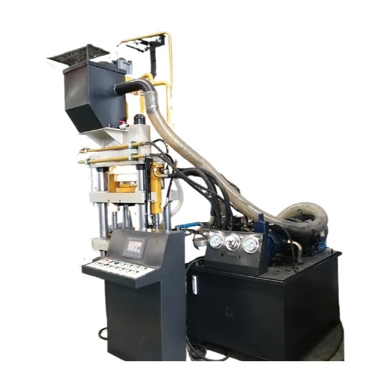 La machine de pressage de blocs de lambeaux d'aliments pour animaux est la meilleure option pour la production de blocs de sel.