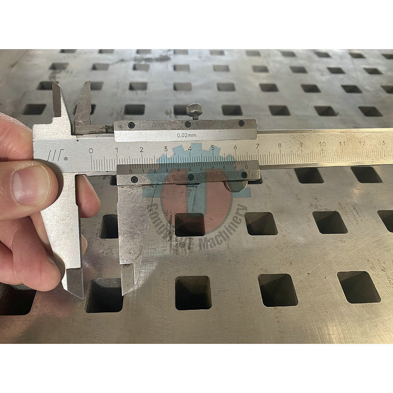 Machine automatique de pressage de sucre à l'aide de morceaux de café en argent de 300 kg/h pour la fabrication de sucre en cubes