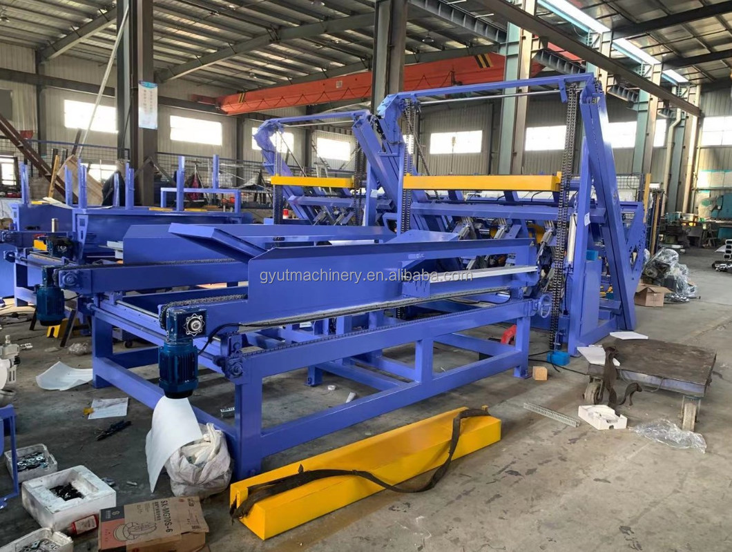 Machine à bandes de pressage à chaud pour la production de pallets de piles de sciure de bois de compression