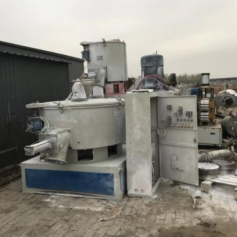 Un mélangeur de refroidissement en poudre en UPVC d'occasion à grande vitesse pour le matériau de formule de puissance en PVC