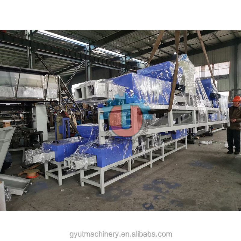 Machine de presse à bloc de bois pour le pressage à chaud de planche de bois, coupeuse de scie, pieds de palettes de bois