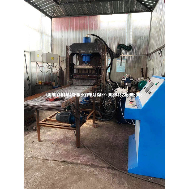 Machine de fabrication de blocs en poudre de bois pour les besoins des clients Facile à utiliser et durable