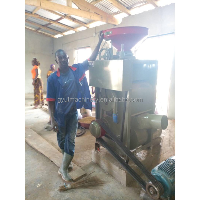 780*760*1700mm Mini machine de fraisage à rouleaux de riz Husker pour le fraisage de haute capacité