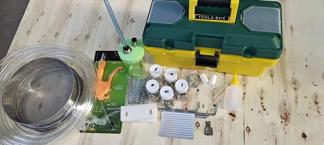 Des ateliers de réparation de machines bénéficient de 100 millions de machines de semis de carottes, poivrons, tomates et brocolis