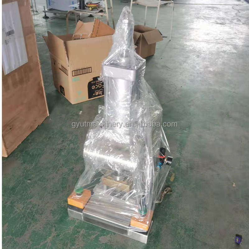 Machine d'estampage pour les travaux de construction pour l'impression d'empreintes de logos de savon de différentes formes