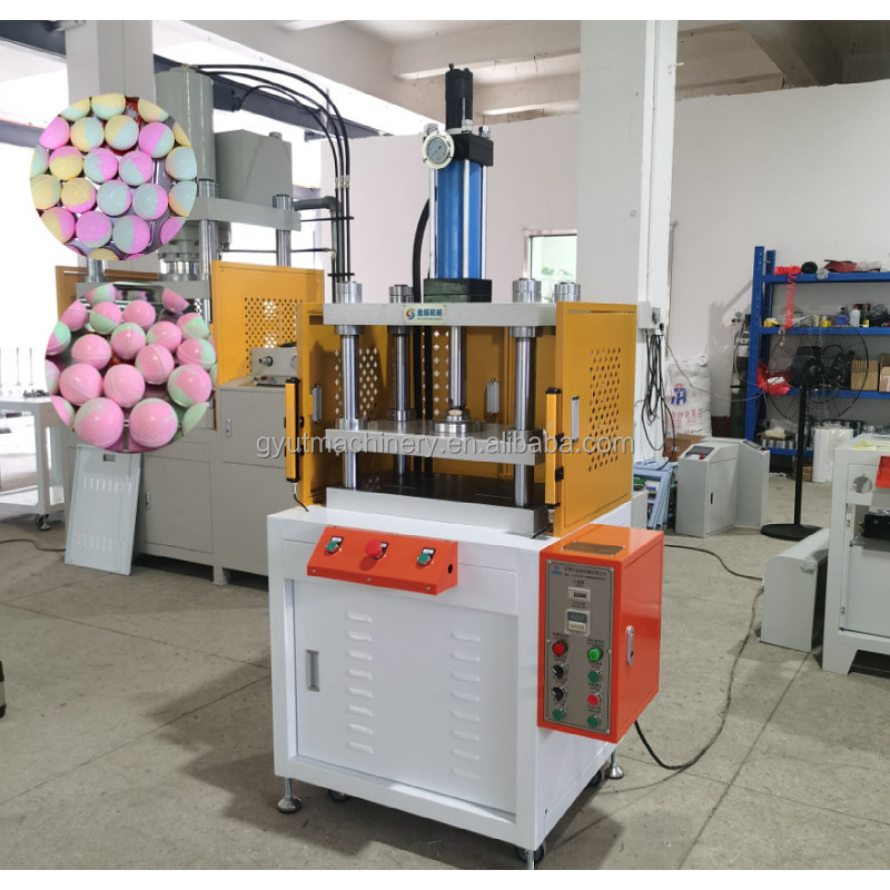 Boules de bombe de bain à gaz fabriquées par une presse hydraulique de 10 tonnes avec des sels naturels d'huile essentielle