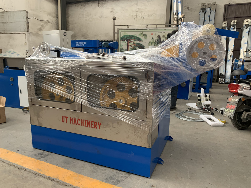 Usine de fabrication de câbles électriques à haute puissance avec machine d'isolation de fil