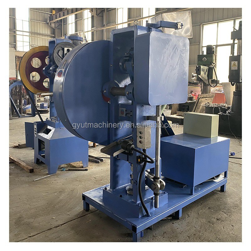 Machine à presses à manivelle multiple pour la ligne de production de boules de bombe de bain