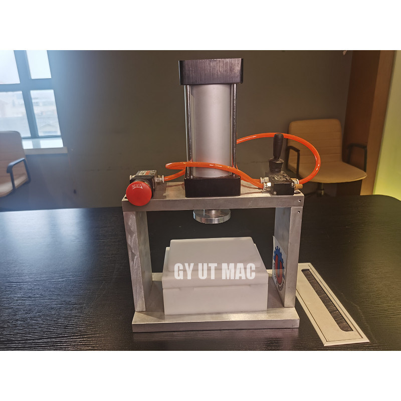 Améliorez votre production de bombes de bain avec des presses pneumatiques et des moules sur mesure